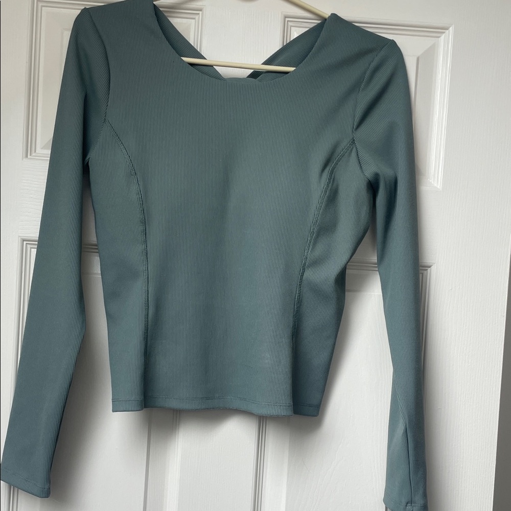 90 Degree By Reflex Long Sleeve Crop Top in Sage Green
